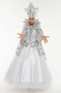Костюм Снежной Королевы (платье, кокошник, накидка) 5 500 ₽